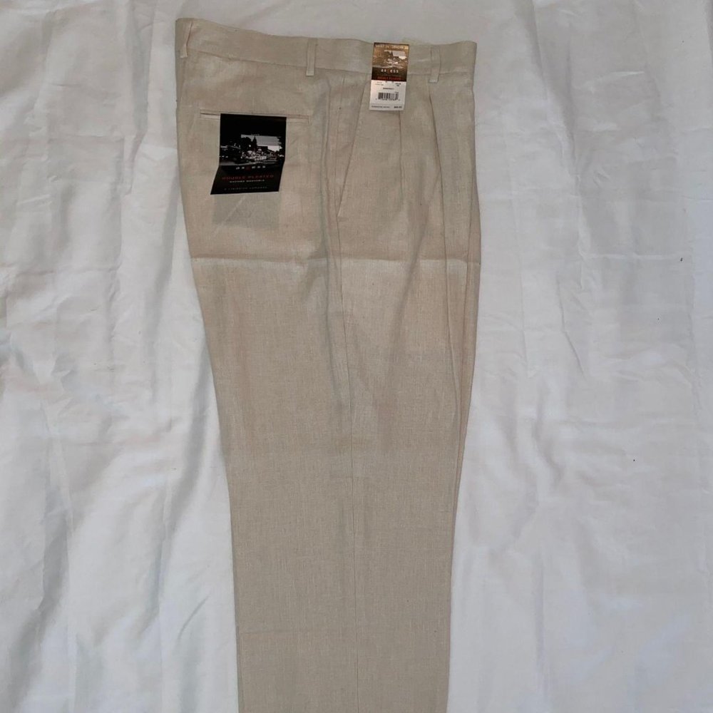 Brand New Men’s Axcess by Claiborne Tan Slacks